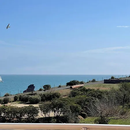 Penzion Entre 2 Plages : Vue Exceptionnelle Proche De La Et Du Centre